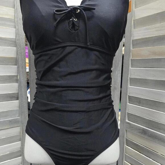 Grommet Scallop Full Coverage One Piece Swimsuit | Kona Sol - Picture 4 of 10